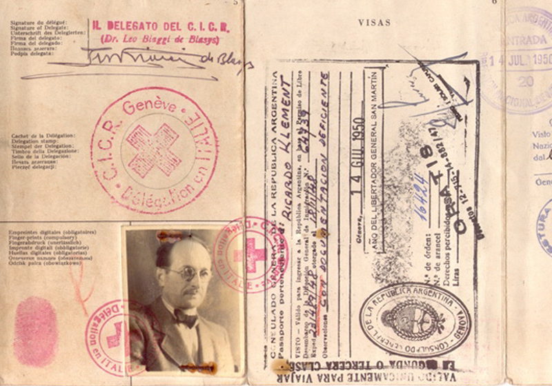 Forged Argentinean passport under the name of Ricardo Klement