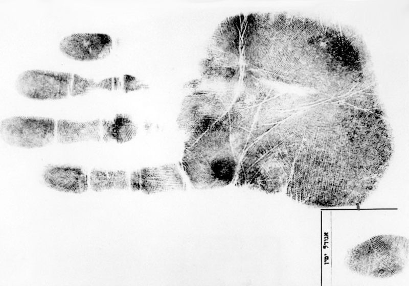 טביעות האצבעות של אייכמן ביום מעצרו, 1960