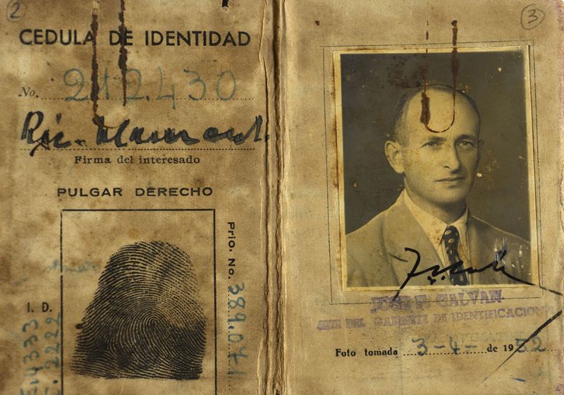 Documentos personales tras el arresto en Israel, 1960 