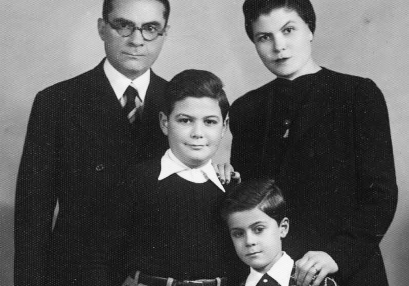 The Angel family.  Thessaloniki, prewar
