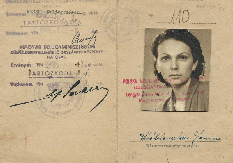 תעודת זהות על שם ינינה ורובליוסקה - שמה הבדוי של ברנדה פלוצ'ניק-שור. בודפשט, 1943