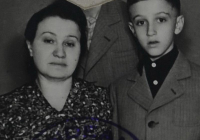אירנה גנז ובנה יוסף. זגרב, 1941