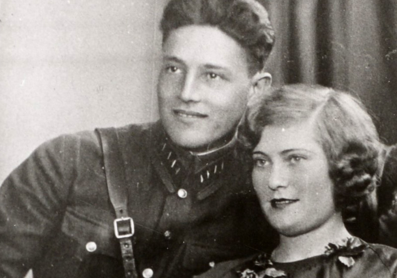Jakob-Jasza Kucensztejn, Ida's brother, and his wife Dusja née Brskaj.  Ukraine, prewar