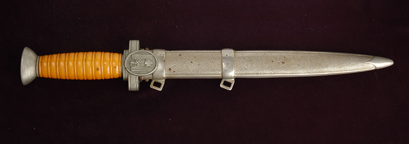 Nazi dagger taken as a war trophy by Robert Brand