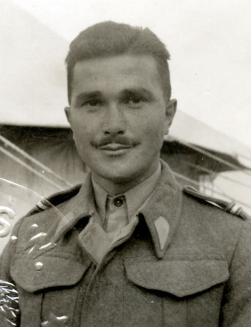 Tzvi Ginzburg in his army uniform