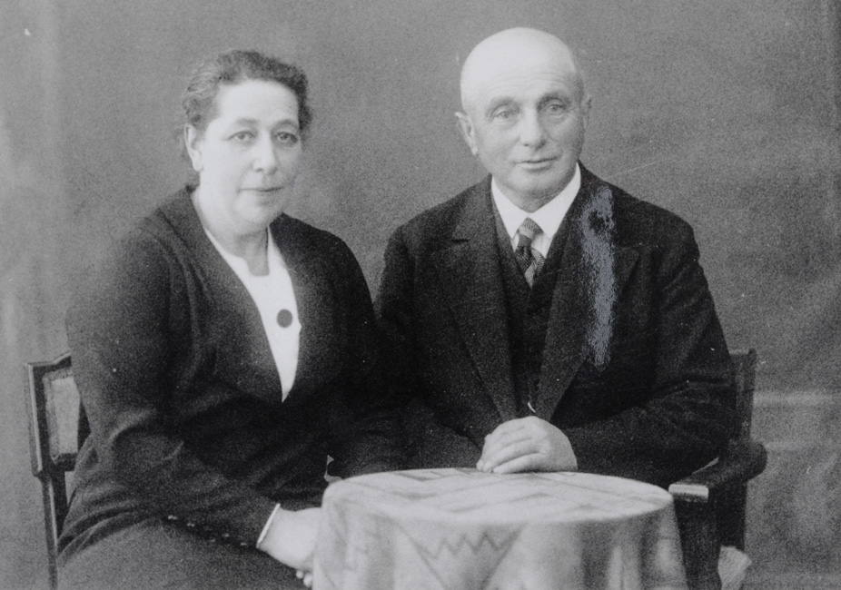 בני הזוג ליאופולד ויוזפינה בר בבאסום, גרמניה, לפני המלחמה.