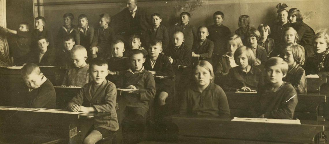 The elementary school in Diepholz, Germany, 1930