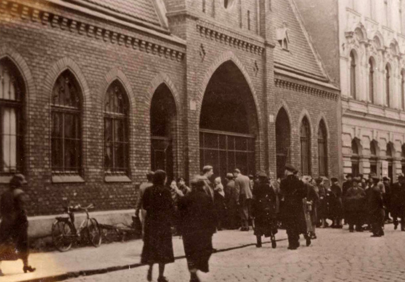 Álbum fotográfico de la destrucción: las sinagogas de Viena