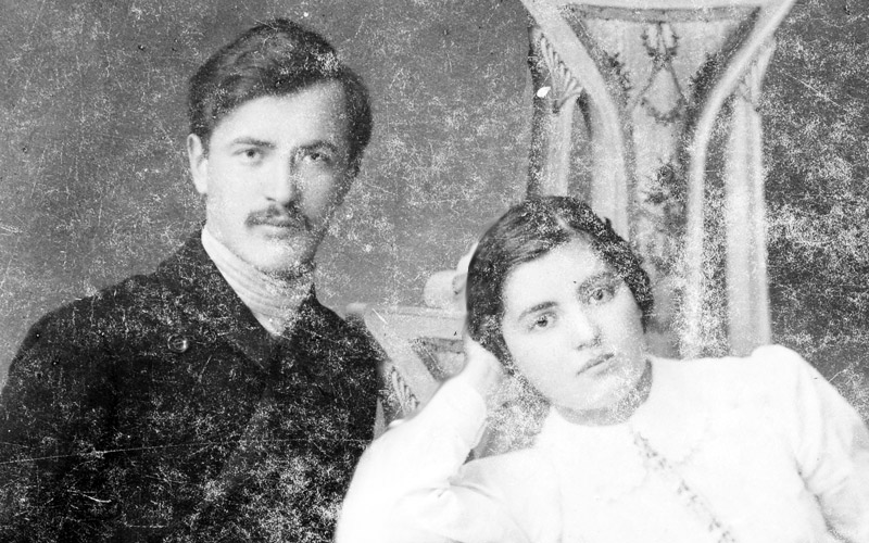 Gregory and Rivka Mittelman in their youth, Satanov, Ukraine