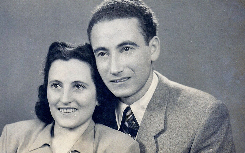 Mordechai Holcblatt-Lahat and his wife Yona, 1946