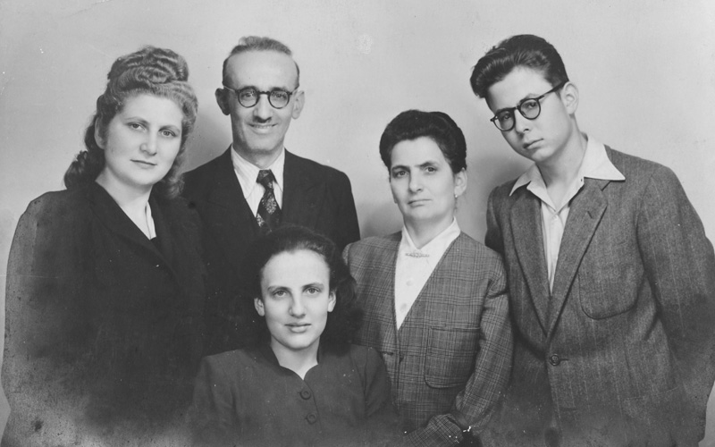 Family Bomblat, after the war