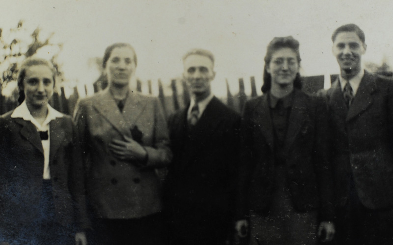 משפחת יושקוביץ, מודז'יוב, פולין, 1940