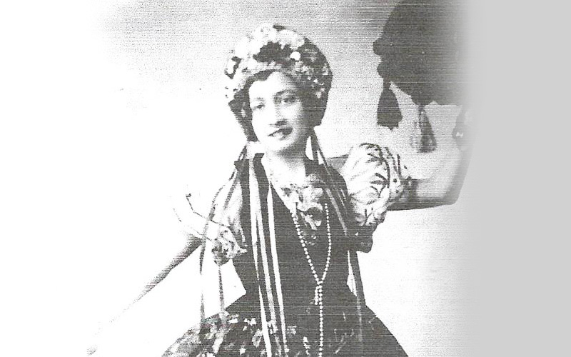 ריטה סידס בבגדי רקדנית, סלוניקי, שנות השלושים