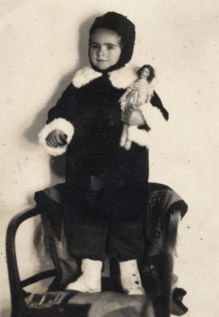 La pequeña Gita Fodor, Oradea, Rumanía (1938-1939)
