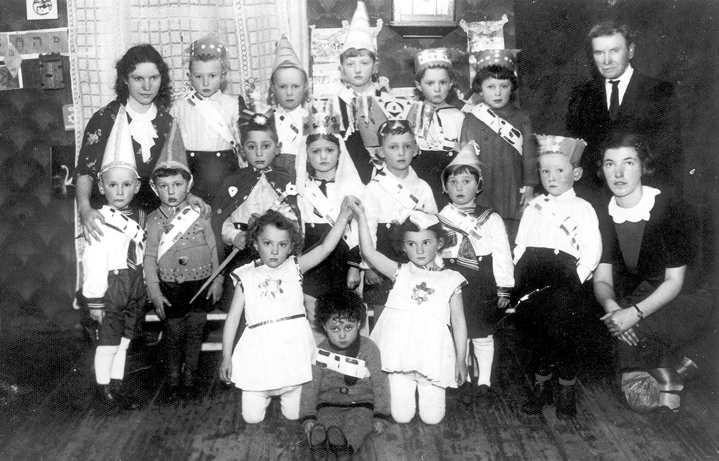 מחזה לפורים שהועלה בגן ילדים ברקישוק (רוקישקיס) שבליטא, 2 במרס 1938