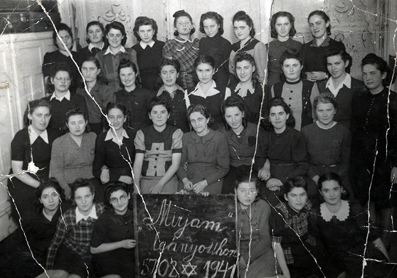 Girls at "Beit Miriam", a home for religious girls under the auspices of "Mizrachi". Budapest, 1941