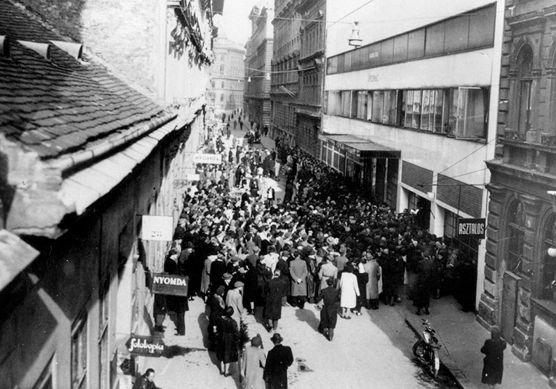 Jews standing in line to receive Swiss letters of protection. The "Glass House", 29 Vadász Street, Budapest, 1944 