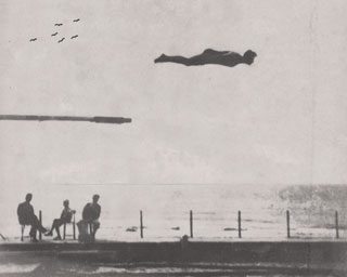 Espectadores admirando un salto de Bob Denneboom – década de los 1930