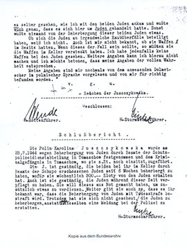 Die letzte Protokollseite der Befragung Karolina Juszczykowskas, die sie mit drei Kreuzen anstelle einer Unterschrift unterzeichnete