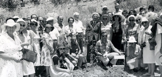 Pflanzung eines Baumes zu Ehren von Idebert und Yvonne Exbrayat, Yad Vashem, 23. Juni 1981
