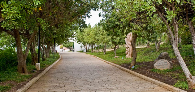 The Avenue of the Righteous, Yad Vashem, 2007