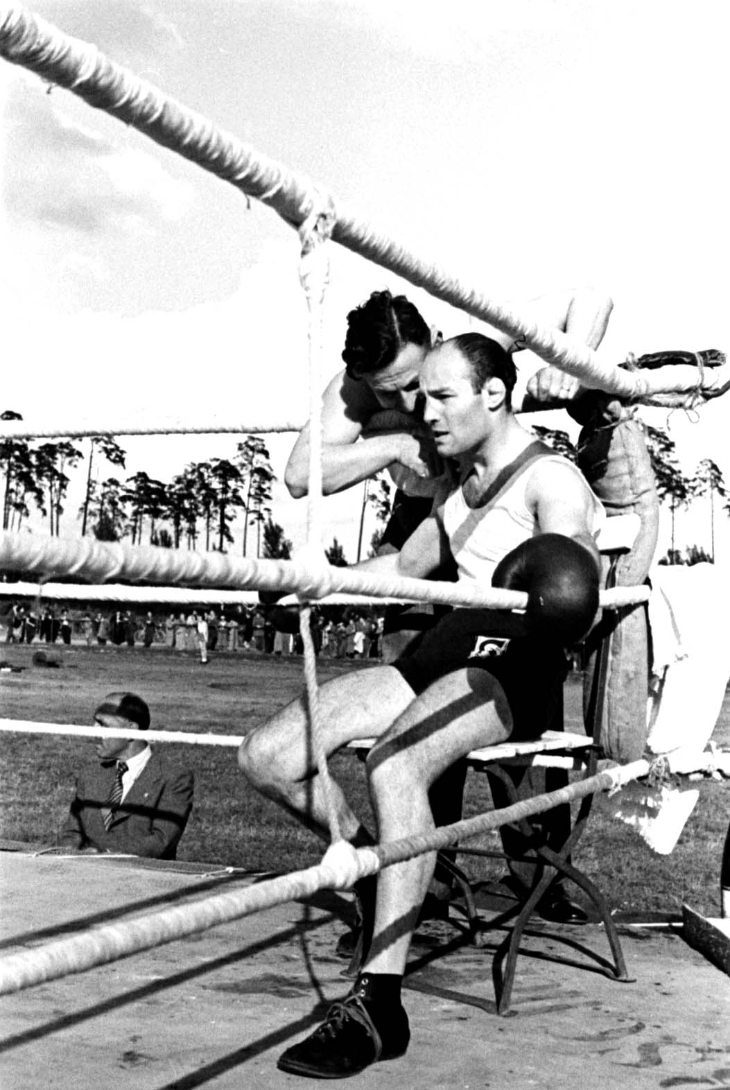 ברלין, גרמניה, 16 ביוני 1935,  בראנטוויין (Branntwein) ולאנגמן (Langmann), מתאגרפים ביום הספורט  הבינלאומי של אגודת מכבי ברלין