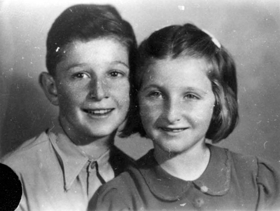 Hanna Szenes y su hermano Giora cuando eran niños. Hungría, década de 1920