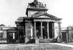 לפני המלחמה: בית הכנסת הגדול ברחוב טלומצקה בוורשה, שנבנה בין 1878-1872