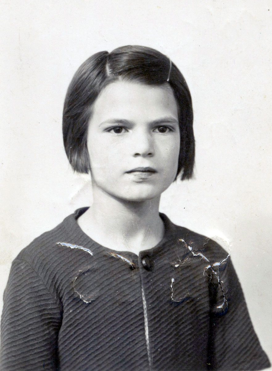 Jeannine Sebbane, vers 1940