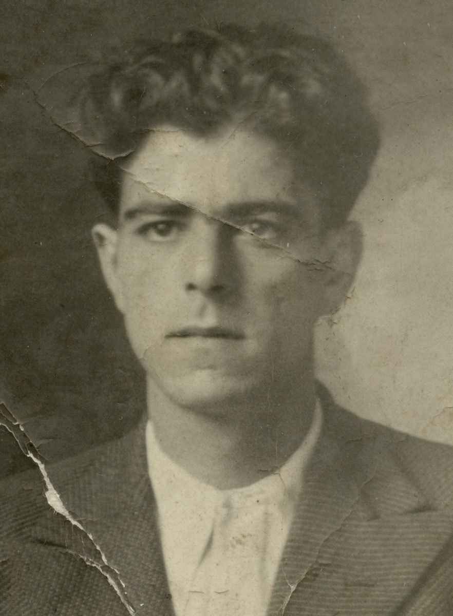 Prosper Sebbane, fils de Jacob Sebbane d'un précédent mariage, était prisonnier de guerre. Il tomba malade et mourut en 1942 à Paris