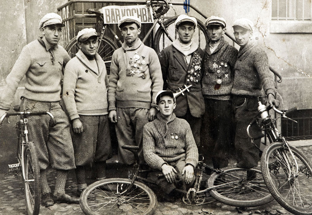Récits et souvenirs des compétitions cyclistes et des voyages à vélo de Moshe Cukierman