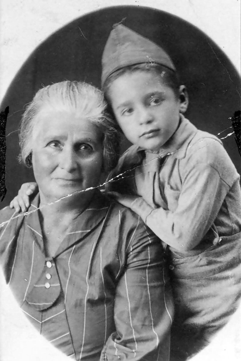 גיטיה רוזנפלד נולדה באוקראינה ב-1883 ונרצחה בספטמבר 1941 בבאבי יאר.