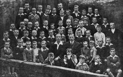 בית הספר של יהושע חלף בפלונסק, 1931-1932