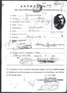 בקשה לתעודת זהות משנת 1941 על שמו של מאוריצי צימרמן, בנם של יעקב ומניה-מריה צימרמן. מאוריצי נולד ב-25 ביוני 1925. תחת סעיף מקצוע נכתב – תלמיד