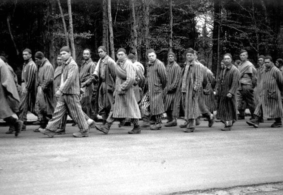 Death march of prisoners from Dachau, end of April 1945
