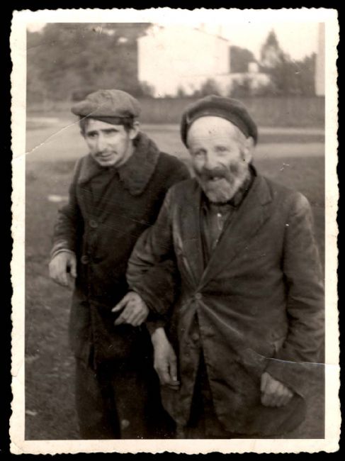 Poland ,Szumsk, יהודים מהגטו.<br>
ארכיון יד ושם, 73GO6