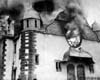 Зиген, Германия, 10/11/1938. "Хрустальная ночь", горящая синагога.