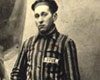 Рига, Латвия. Рафаель Шук в форме заключенного, после освобождения из концлагеря Кайзервальд.