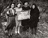 Лейпхейм, Германия, лагерь для перемещенных лиц. Место массовой могилы еврейских женщин и детей из Пинска (Белоруссия).