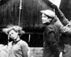 Минск, Белоруссия, октябрь 1941-го года. Казнь партизан, слева - семнадцатилетняя еврейская партизанка Маша Брускина.
