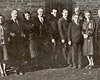 Краков, Польша, 1940. Оскар Шиндлер (второй слева) с его польскими и еврейскими работниками.