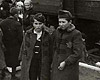 Аушвиц-Биркенау, Польша. Братья Исраэль Якоб (слева) и Зелик Якоб (справа) из Венгрии, убитые по прибытии в лагерь.