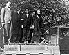 Шауляй, Литва, 26-29/06/1941. Группа евреев, привезенная из города в лес, к месту их расстрела.