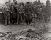 Бельцы, Молдавия, 1945. Эксгумация трупов из массовой могилы.
