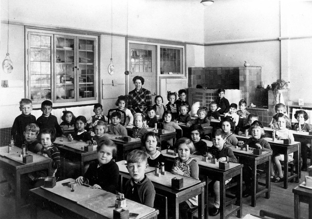 Урок в еврейской школе в Нидерландах до войны