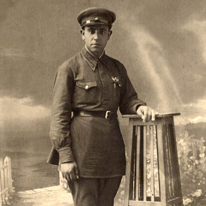 Иосиф Катанов, солдат Красной Армии в 1940 году